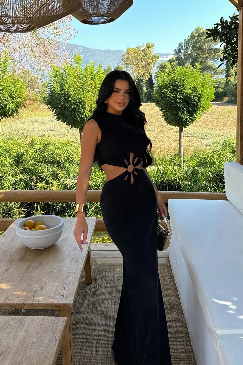 VESTIDO POPELINA NEGRO ARGOLLA FLOR